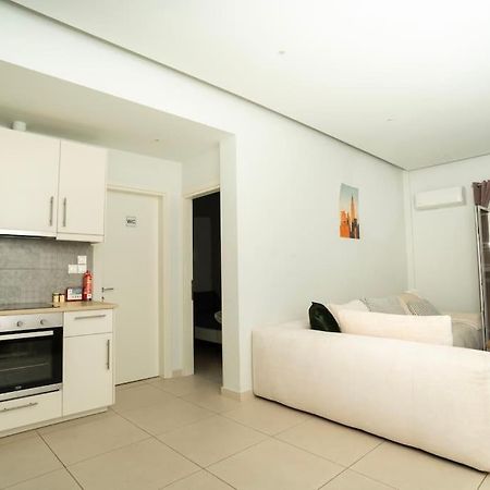 Homey Renovated 1 Bedroom Apartment In Kesariani Αθήνα Εξωτερικό φωτογραφία